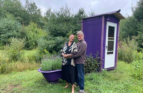 Etna House | Quiet Getaway to take a break - before you "break".