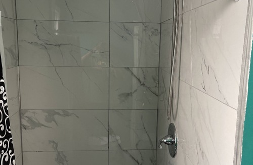 Orange House | Quiet getaway.