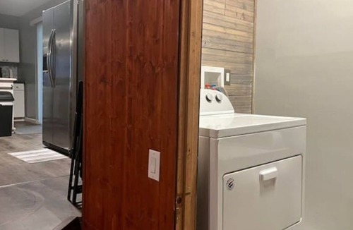 La Follette House | Quiet Getaway