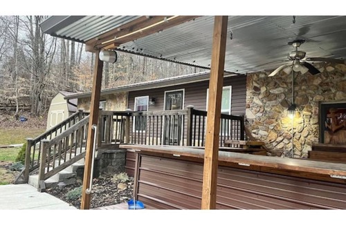 La Follette House | Quiet Getaway