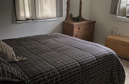 Worland House | Quiet Getaway