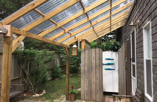 Oak Bluffs Cottage | Quiet Getaway Within Walking Distance Of All Oak Bluffs Has To Offer.