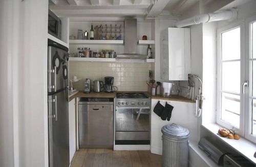 Quartier Saint-Ambroise Apartment | Quiet & Greenery in Paris .