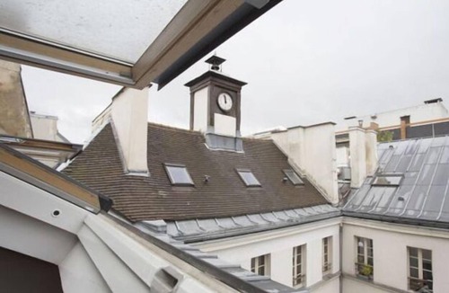 Quartier Saint-Ambroise Apartment | Quiet & Greenery in Paris .