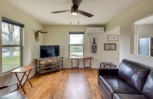 Hico House | Quiet Hico Home - Walk to Downtown!
