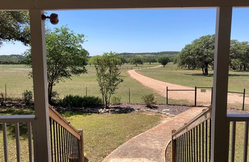 Kendalia House | Quiet Hill Country Ranch Retreat