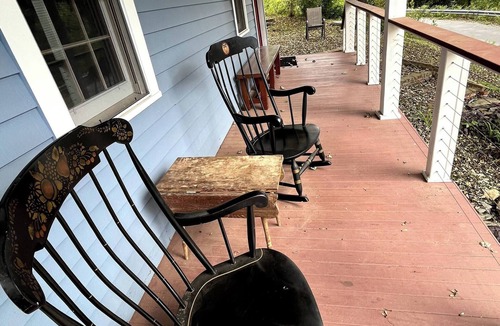 Gaylordsville House | Quiet Historic Retreat