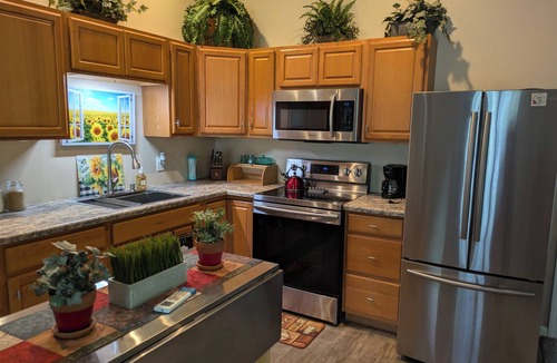 Horton Apartment | Quiet Home Away From Home!