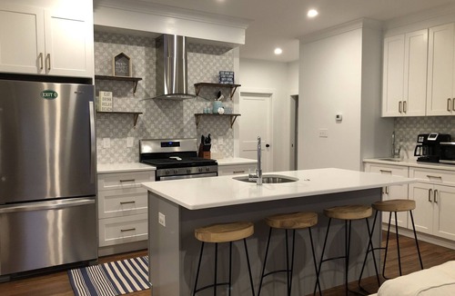 Town Bank House | Quiet Home in Cape May along the Bay