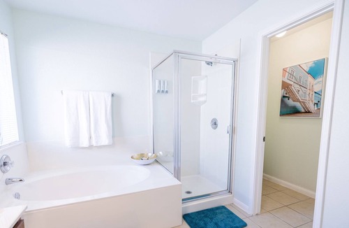 Austin House | Quiet home minutes from Austin attractions.