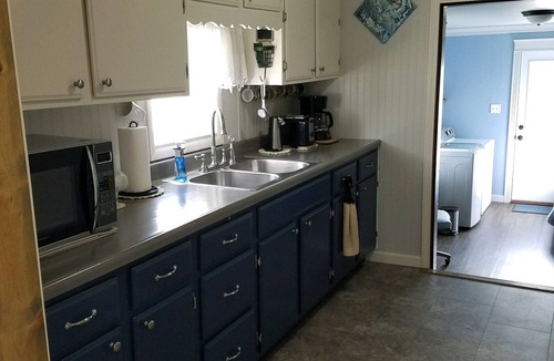 Cunningham House | Quiet home on horse farm, halfway between Paducah & Wickliffe. Close to 60 & 286