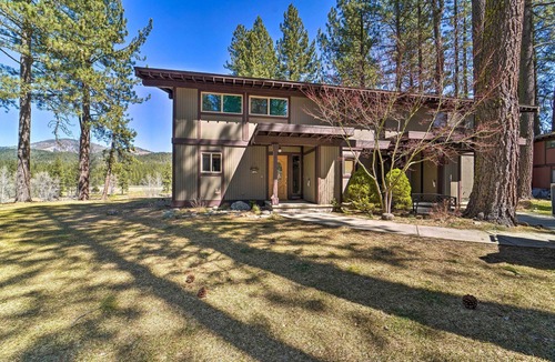 Graeagle Cottage | Quiet Home w/Graeagle Meadows Golf Course View!