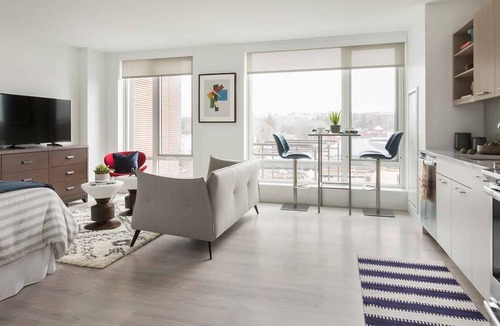 Mannford House | Quiet home with a splendid view