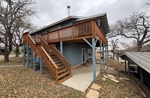 Horseshoe Bay House | Quiet Horseshoe Bay Family Retreat