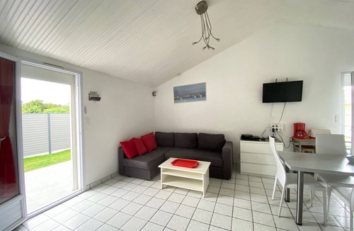 Bretignolles-sur-Mer House | Quiet House with Garden, Near Beach, Wi-Fi & Parking