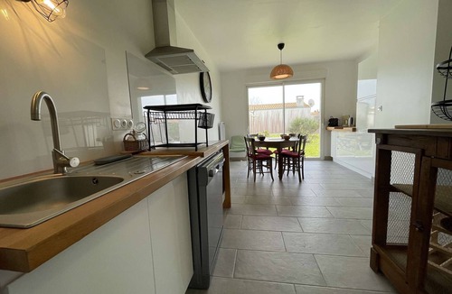Saint-Denis-d'Oleron House | Quiet House 3 Rooms, Sleeps 6, WiFi, Parking