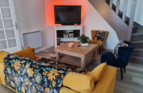 Pons House | Quiet house 90 m² near river