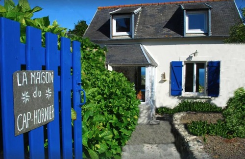 Plougasnou House | Quiet house facing the sea