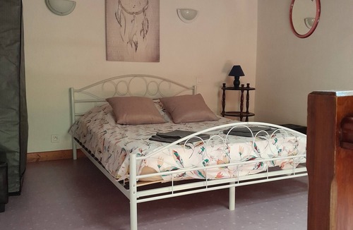 Aups House | Quiet house