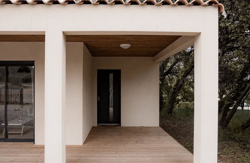 Boisseron House | Quiet house