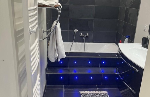 Cuxac-dʼAude House | QUIET HOUSE