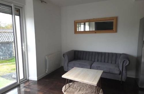 Frossay House | Quiet house