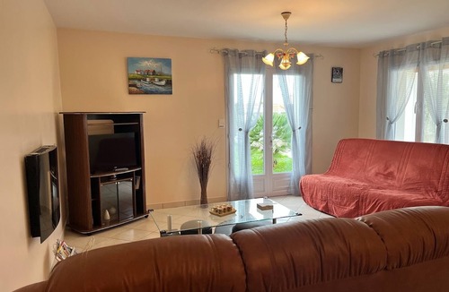LʼAiguillon-sur-Mer House | Quiet house near beach and shops in L'Aiguillon-sur-Mer