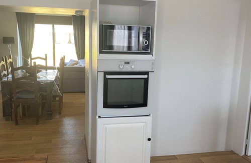 Clere-les-Pins House | Quiet house in the countryside not overlooked