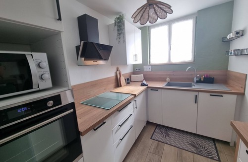 Dormans House | Quiet house in the middle of the Champagne vineyards with free parking in front