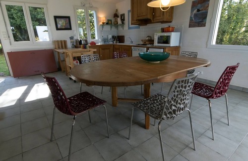 Locmaria House | Quiet house near Grands Sables beach, pets allowed