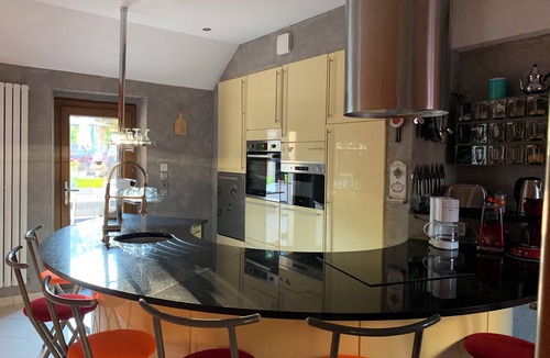 Aubin House | Quiet house of happiness with swimming pools