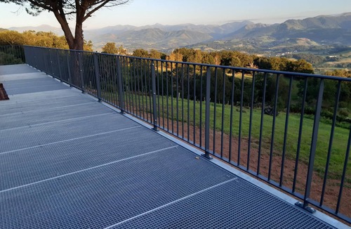 Irouleguy House | Quiet house to rent on the heights of Irouléguy for 6 to 12 people