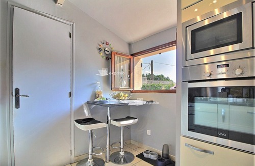 Manosque Villa | Quiet house with garden and pool