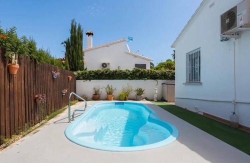 Les Deveses Villa | Quiet house with pool near the sea - 4 guests