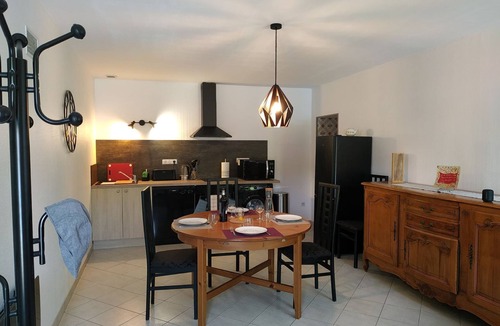 Berson House | Quiet house with private heated pool