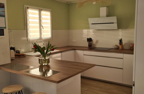 Meze Villa | Quiet house with private pool