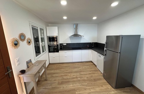 Pozzo House | Quiet house with superb sea view