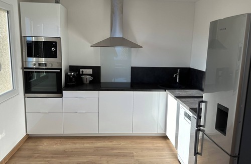 Pozzo House | Quiet house with superb sea view