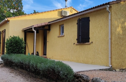 Rocbaron House | Quiet house with swimming pool