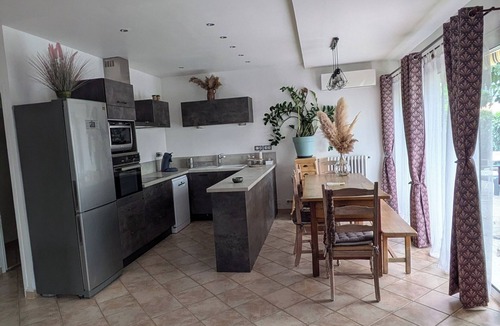 Nyons Villa | Quiet house with swimming pool
