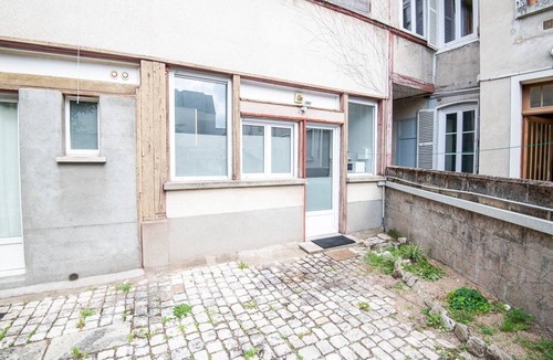 Tours City Centre Apartment | Quiet in the heart of Les Halles
