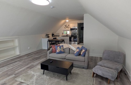 Charlestown Apartment | Quiet In Town Apartment