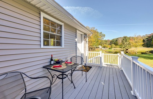Killingworth Apartment | Quiet Killingworth Rental w/Deck & Grill!