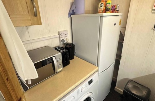 St. Pancras Apartment | Quiet King’s Cross flat – Steps from the Station