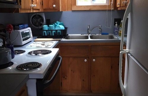 Belgrade Cottage | Quiet Lakefront Camp