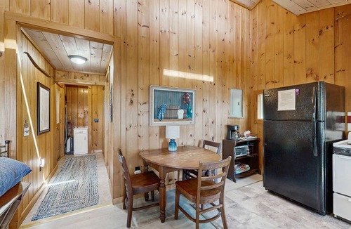 Ellsworth Cottage | Quiet lakefront cottage with a firepit, private beach, & two kayaks