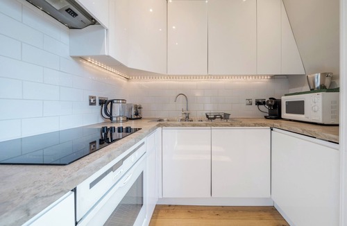 Marylebone House | Quiet Marylebone Oasis with AC