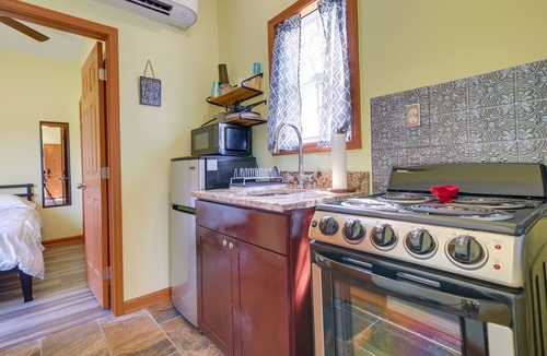 Millington House | Quiet Millington Tiny House Near Naval Air Base!