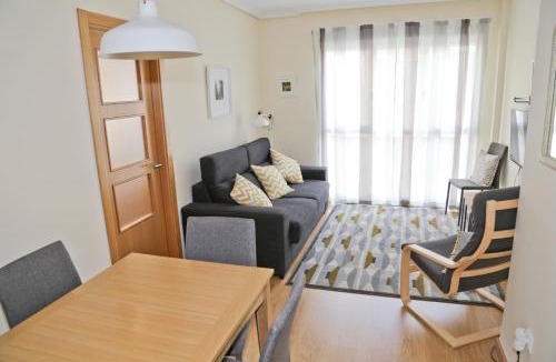 Campoamor Apartment | Quiet, Modern Apartment