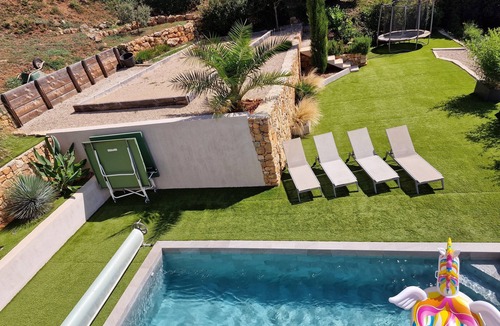 Le Tignet Villa | Quiet modern villa with swimming pool